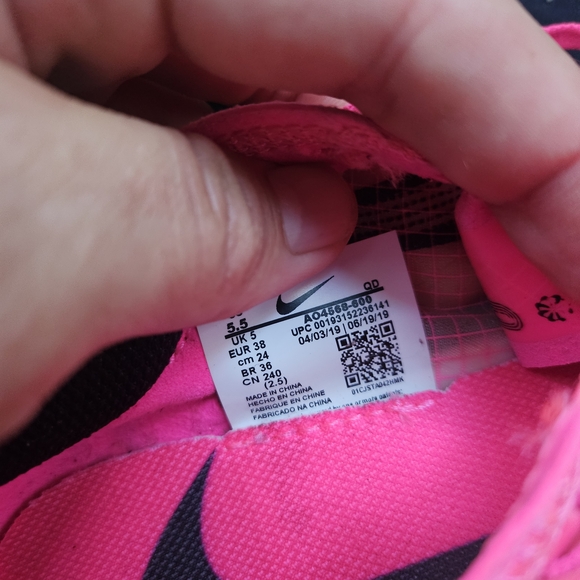 Size 5.5 - Nike ZoomX Vaporfly NEXT% Pink Blast - Slightly Worn - Picture 6 of 7